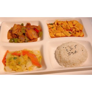 辣椒炒肉套餐饭