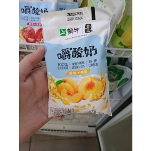 嚼酸奶黄桃利乐包